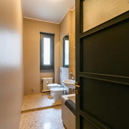Apartment Vittoria 1 *