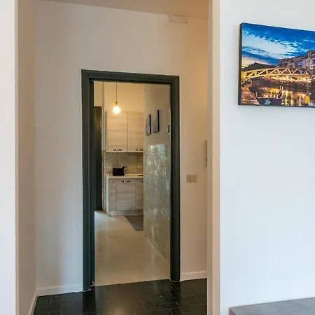 Vittoria 1 Apartment *